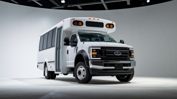 18 passenger minibus des moines