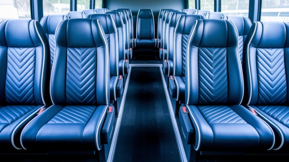 18 passenger minibus rental rochester